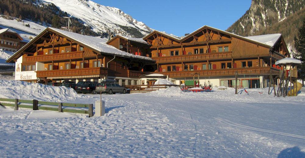Hotel Bacher Рива-ди-Турес Экстерьер фото